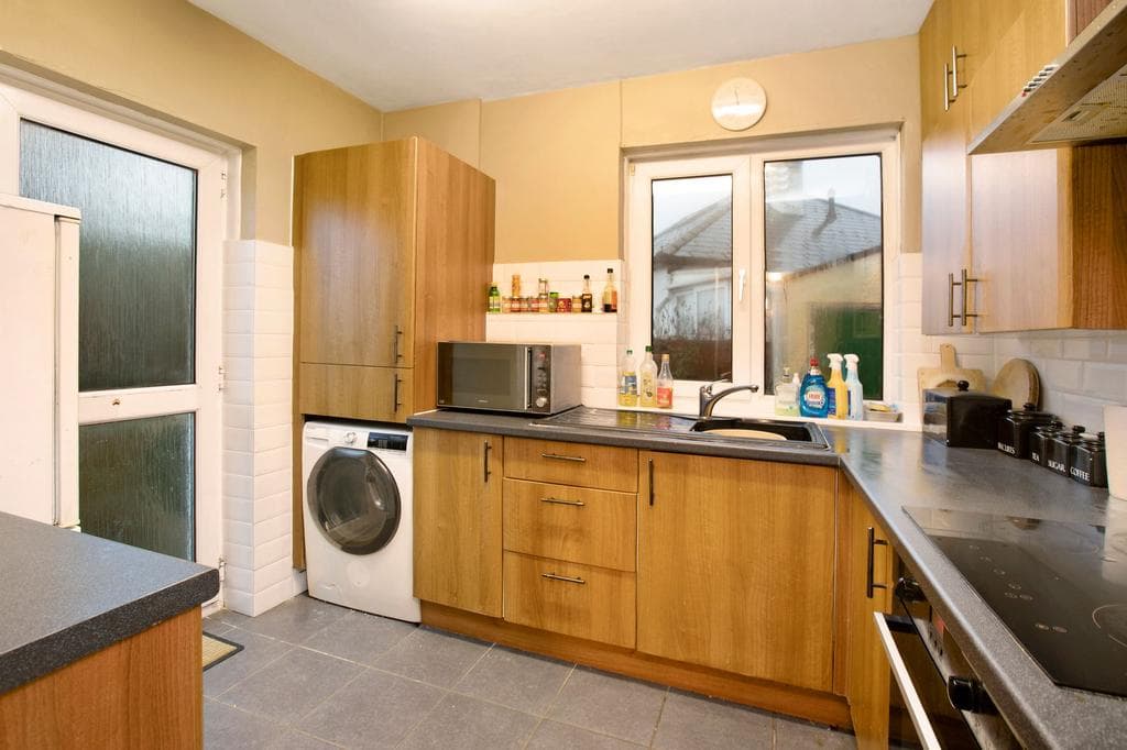 Avenue Road, Kingskerswell, TQ12 - Image 5