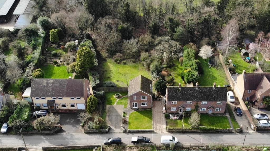 Church Road, Faringdon SN7 - Image 1