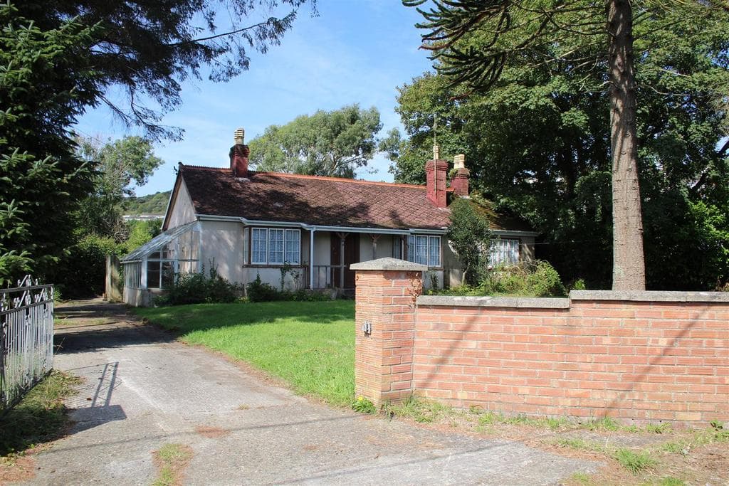 New Road, Goodwick - Image 1