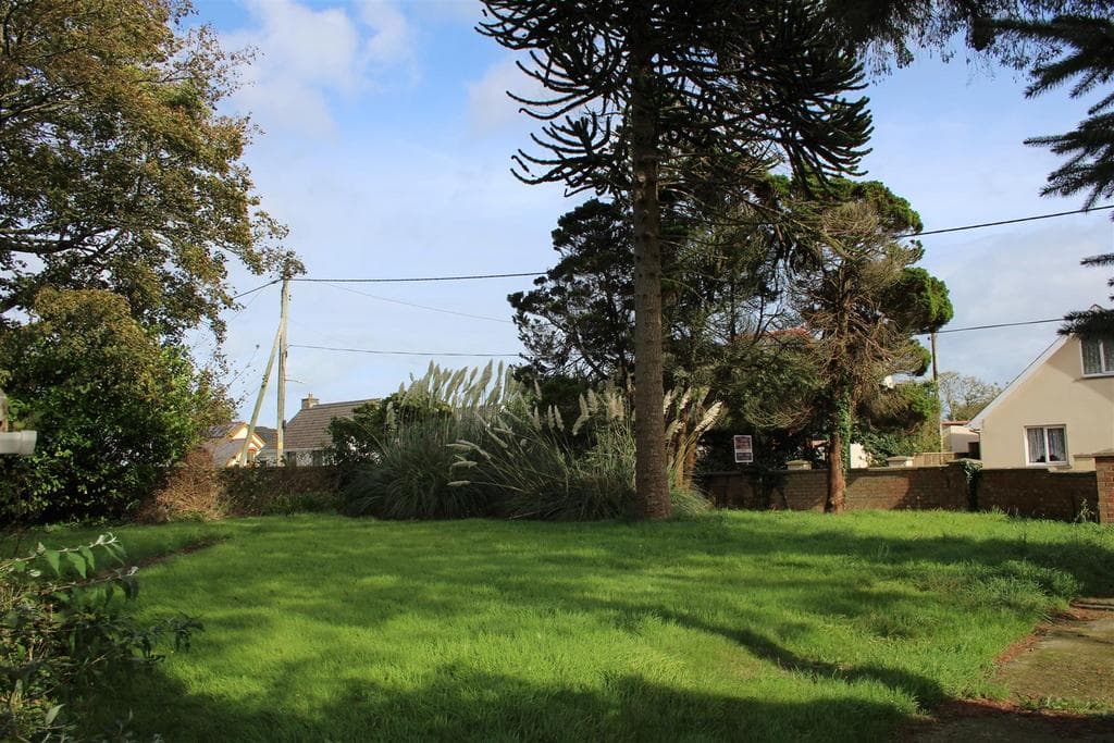 New Road, Goodwick - Image 3