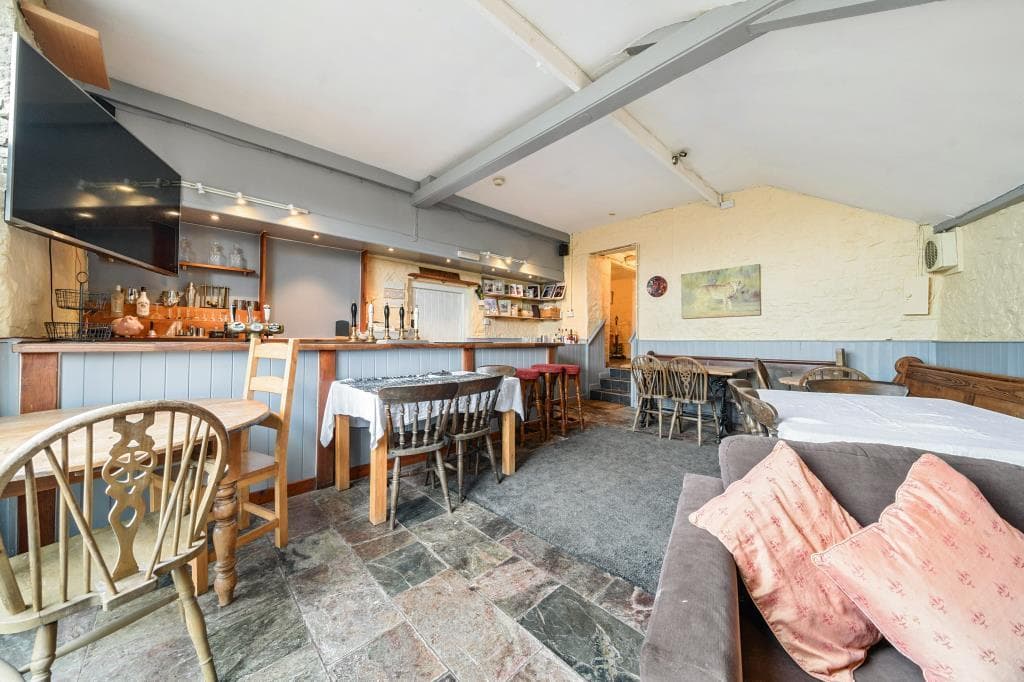 A five bedroom former Public House and family home.,  Herefordshire,  HR2 - Image 3