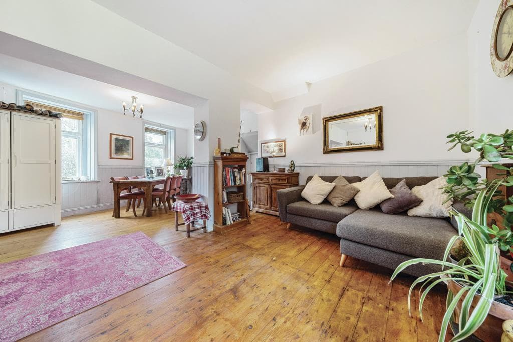 A five bedroom former Public House and family home.,  Herefordshire,  HR2 - Image 4