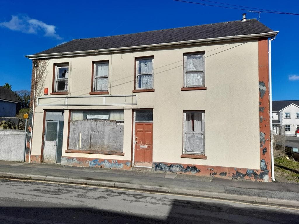 Queen Street, Llandovery SA20 - Image 2