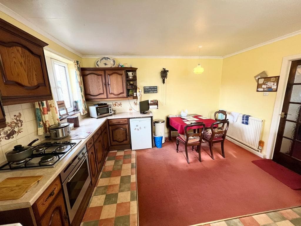 Green Lane Terrace, Huddersfield HD7 - Image 4