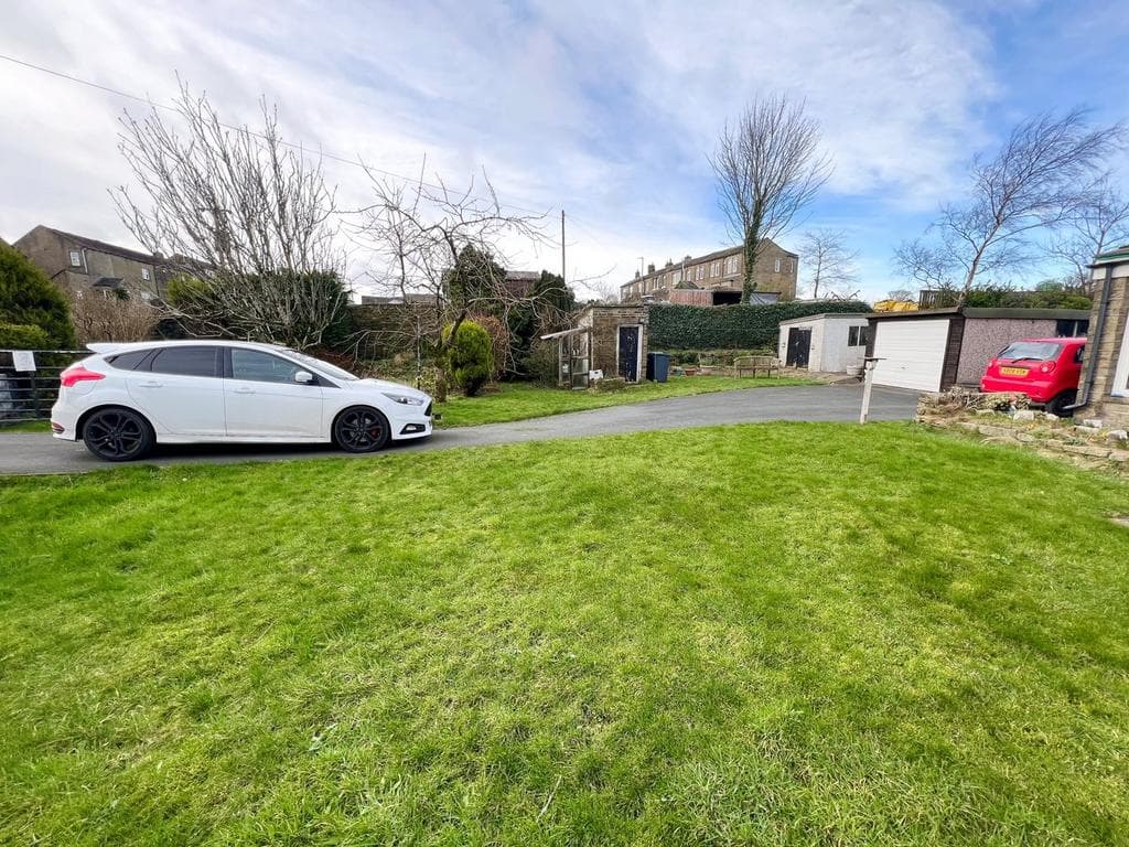 Green Lane Terrace, Huddersfield HD7 - Image 5