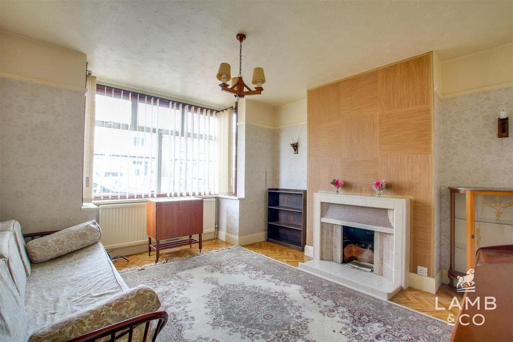 Astley Road, Clacton-On-Sea CO15 - Image 2