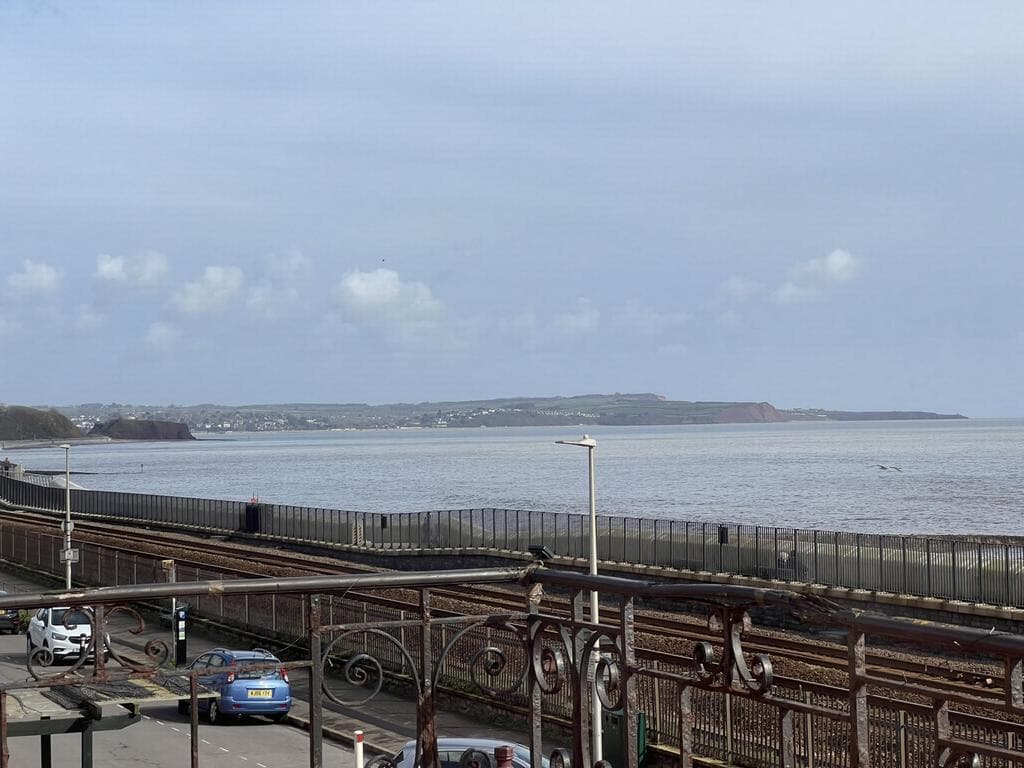 Marine Parade, Dawlish, EX7 - Image 3