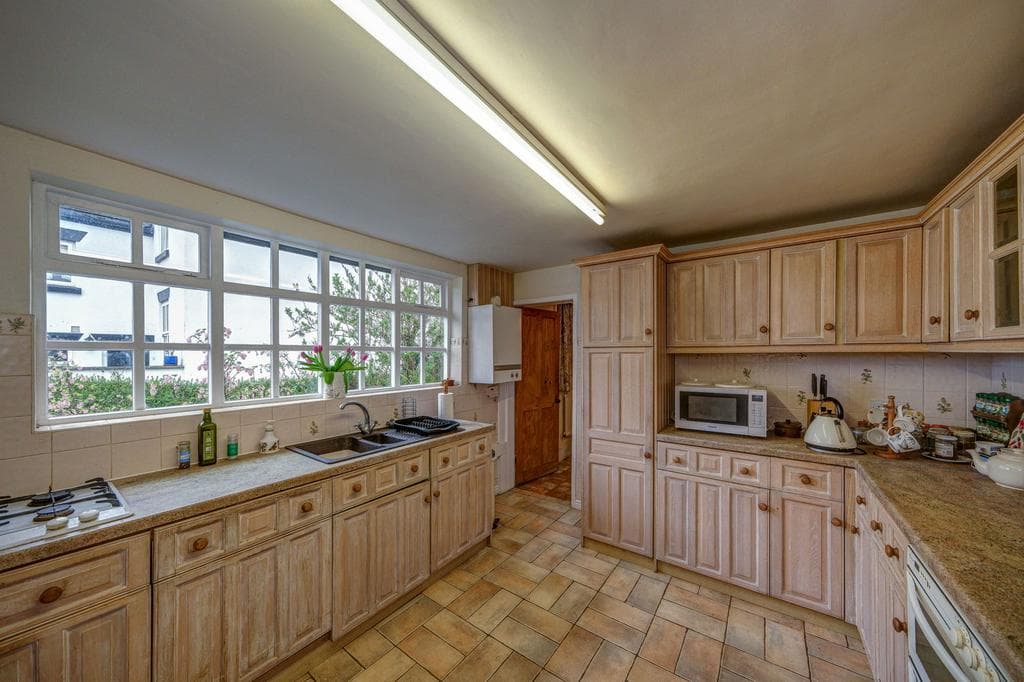 Higher Lane, Lymm WA13 - Image 3