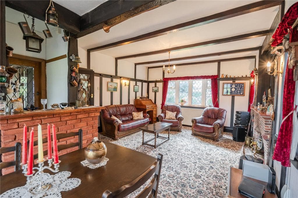 Humberston Avenue, Humberston, Grimsby, Lincolnshire, DN36 - Image 3