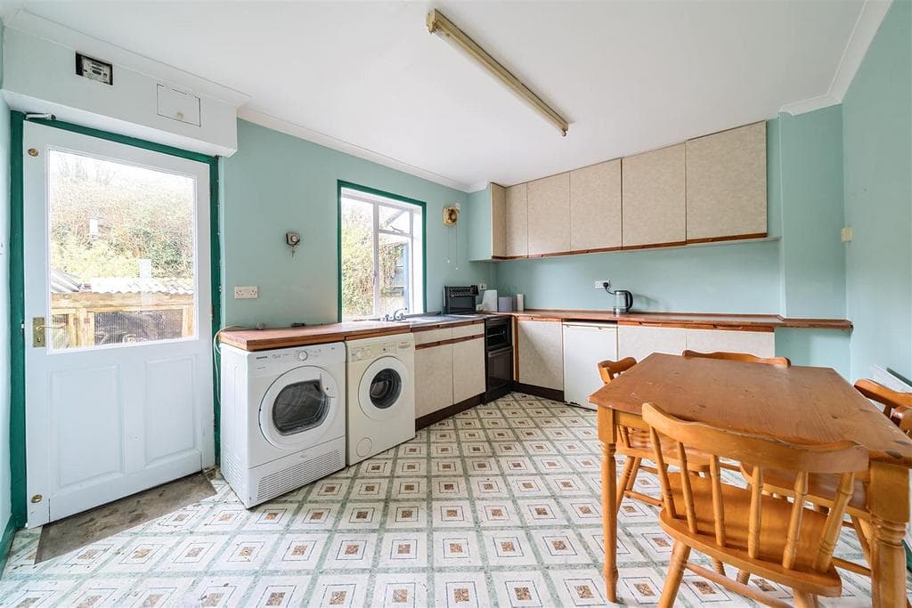 Wick, Honiton - Image 3