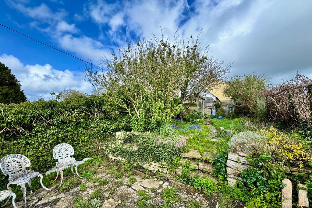 COOMBE HILL, LANGTON MATRAVERS - Image 2