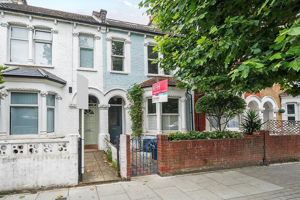 Selkirk Road, London, SW17 - Image 1