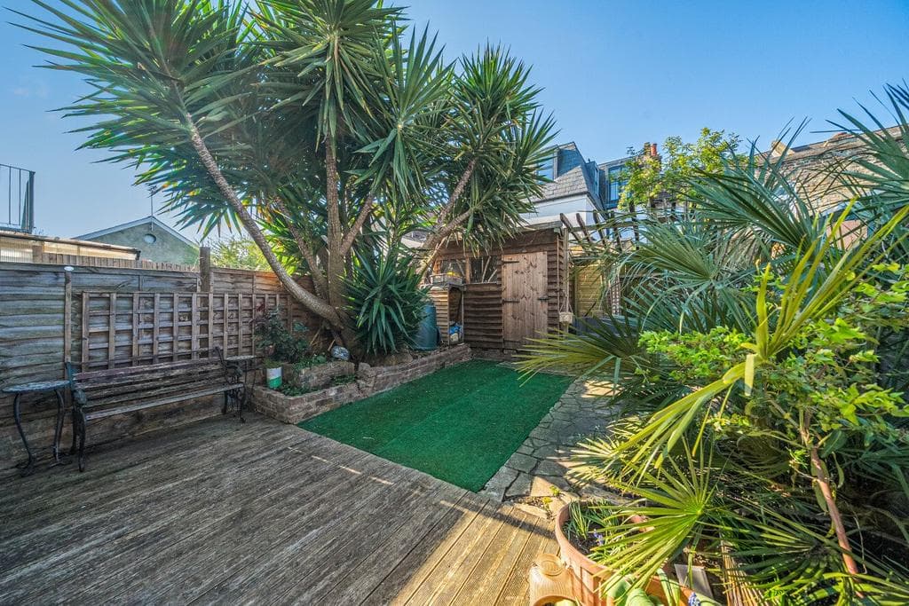 Selkirk Road, London, SW17 - Image 4