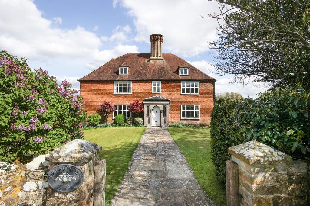 Horns Hill, Hawkhurst TN18 - Image 2