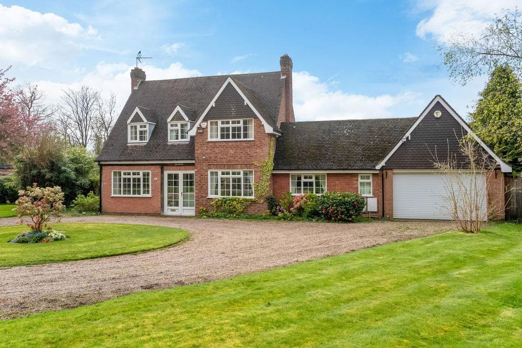 55 Earlswood Common, Solihull B94 - Image 2