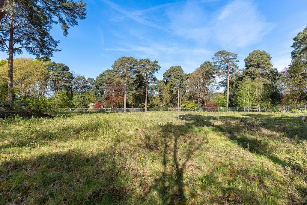 Golf Club Road, St George's Hill, Weybridge, Surrey, KT13 - Image 3