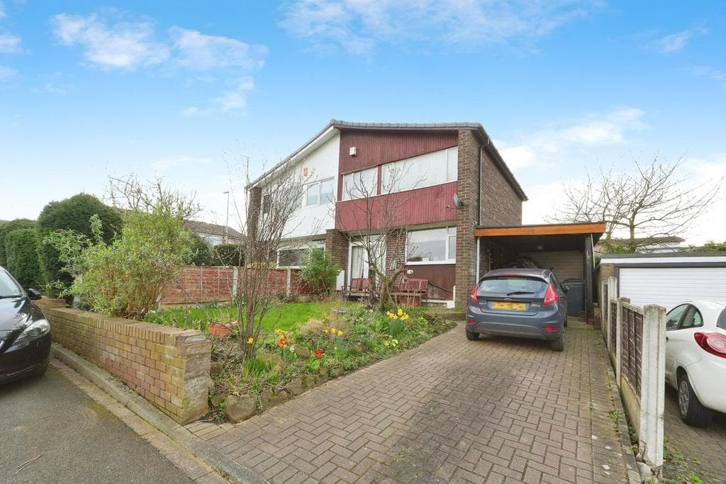 Northwood Park, Leeds LS26 - Image 2