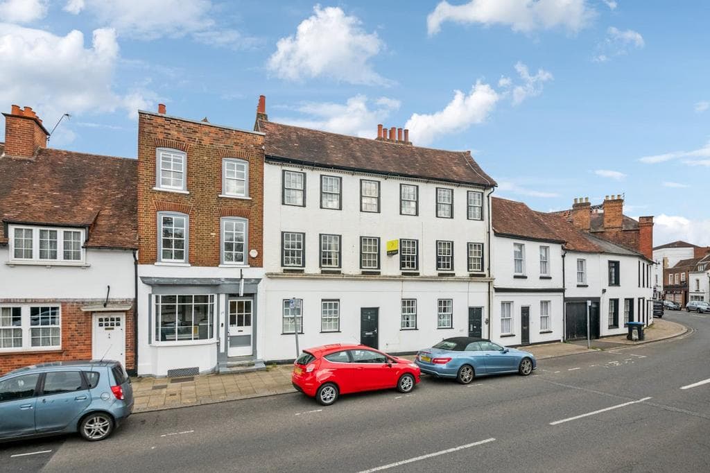 26 Windsor Street, Chertsey, KT16 8AS - Image 2
