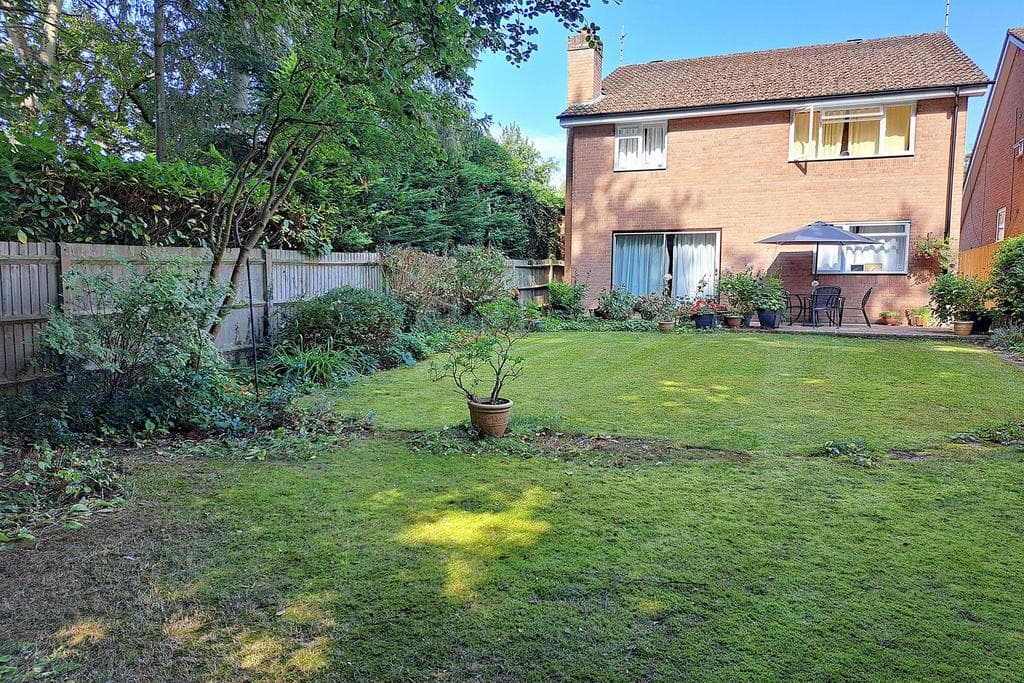 Harwood Road, Marlow - Image 4