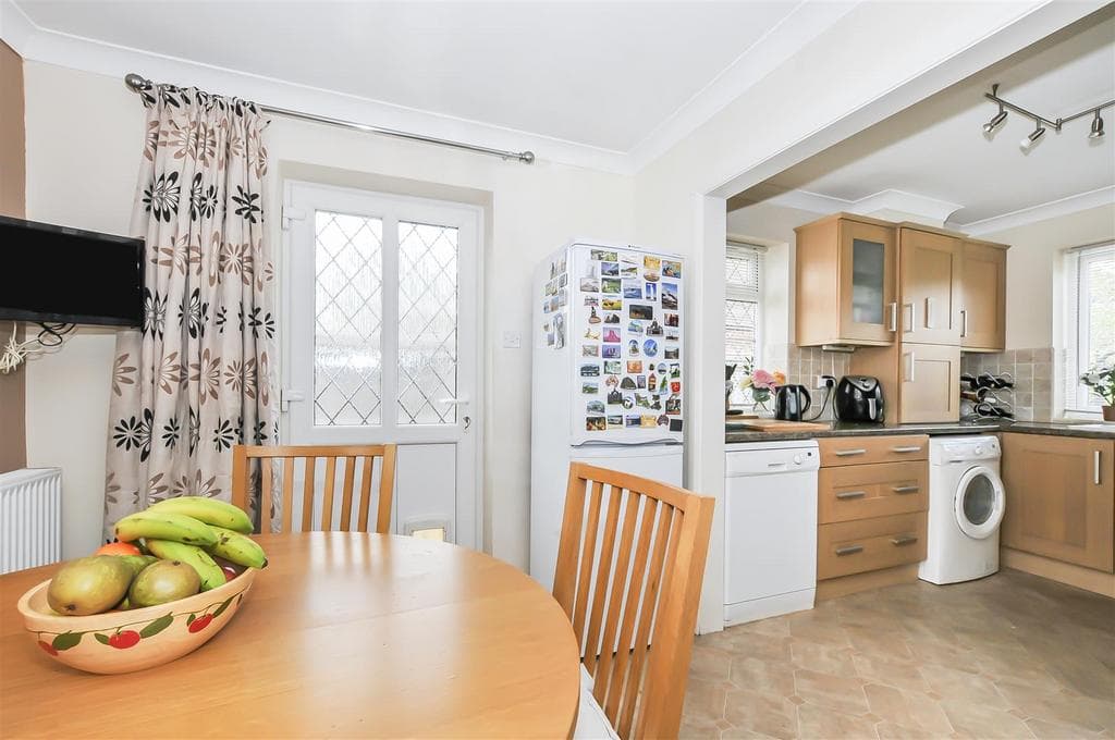 Upcroft, Windsor - Image 4