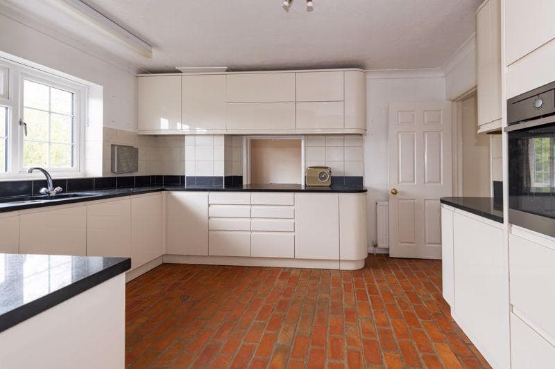 Horsted Lane, Isfield - Image 4
