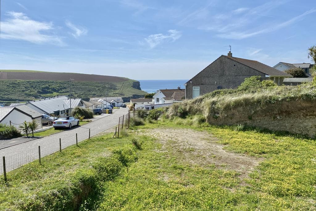 Building Plot, Mawgan Porth, TR8 - Image 1
