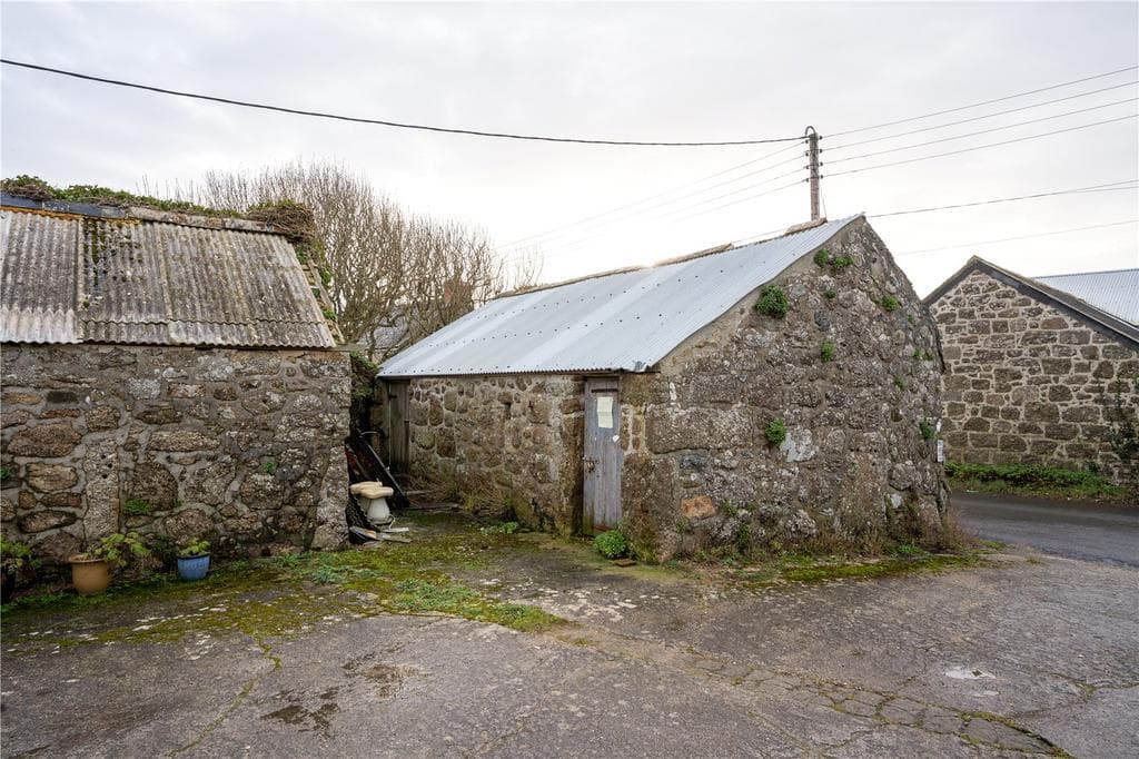 Bospidnick House, Sennen TR19 - Image 2