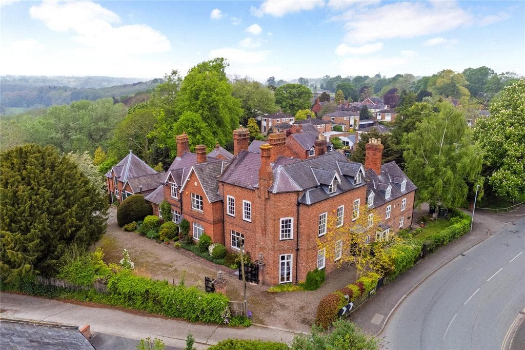 High Street, Overton, Wrexham, LL13 - Image 1