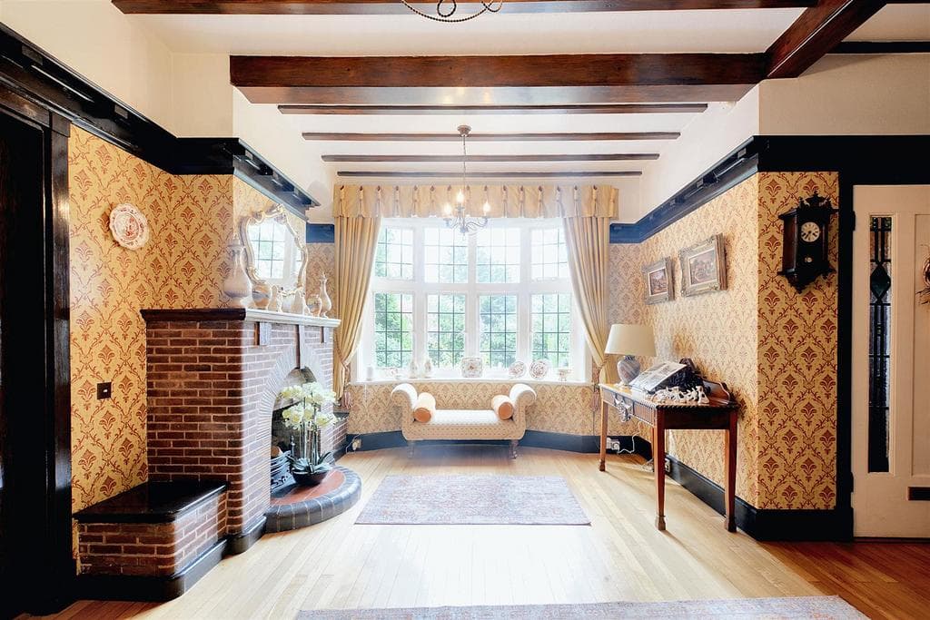 Derby Road, Beeston, Nottingham - Image 4