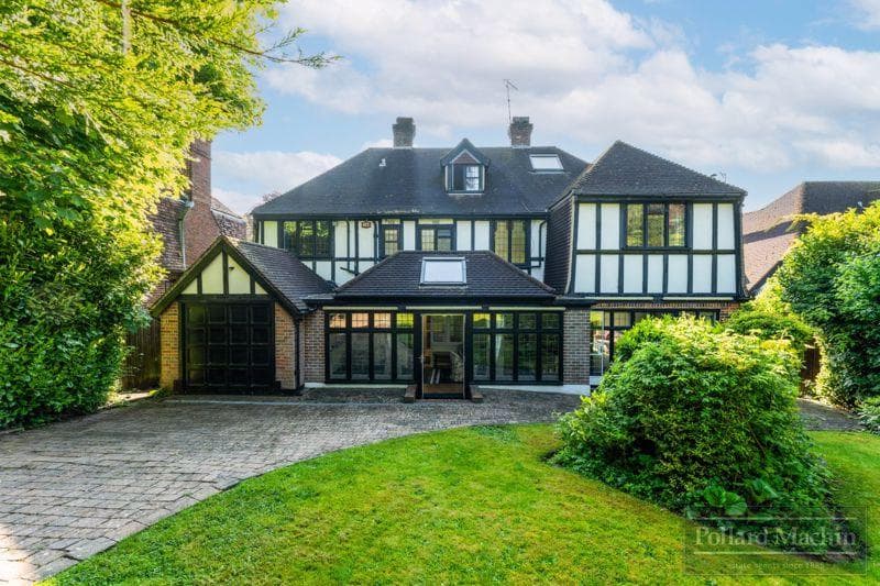 View property at Coldharbour Lane, Purley