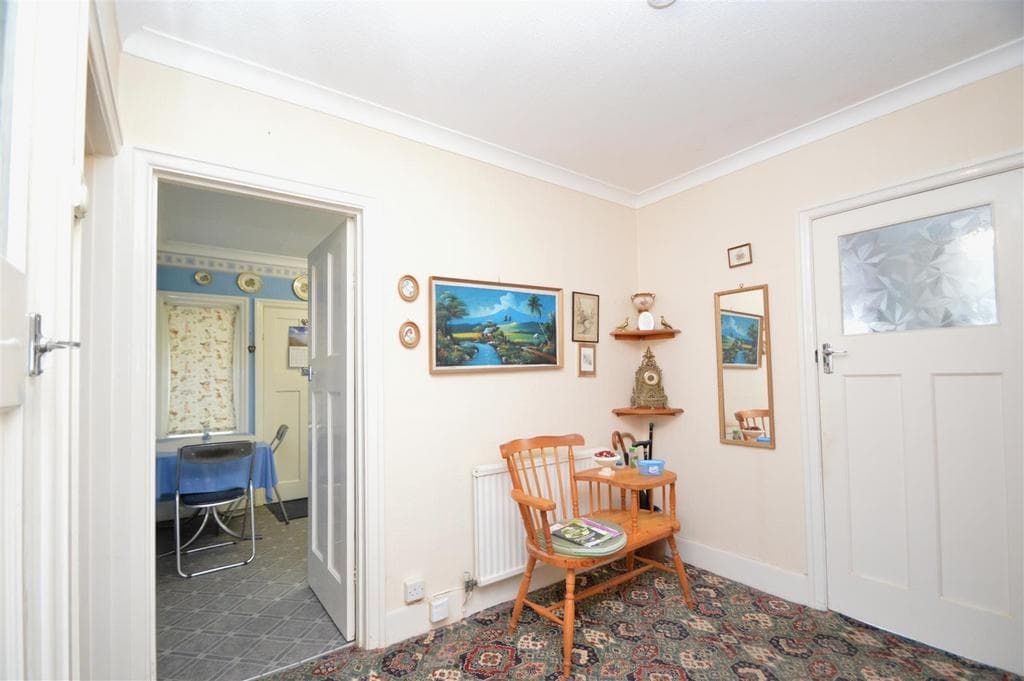 Copse Lane, Freshwater - Image 4