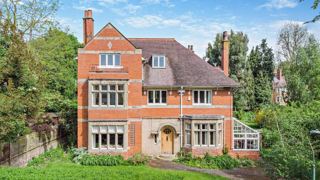 View property at Kennedy Road, Shrewsbury, Shropshire