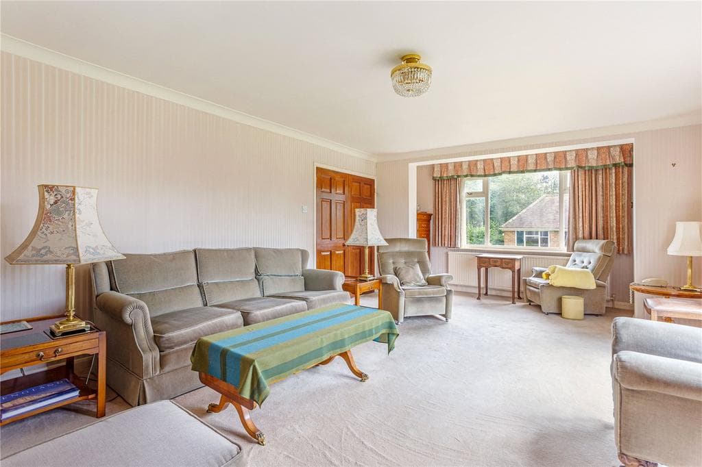 Parrotts Lane, Cholesbury, Tring, Hertfordshire, HP23 - Image 5