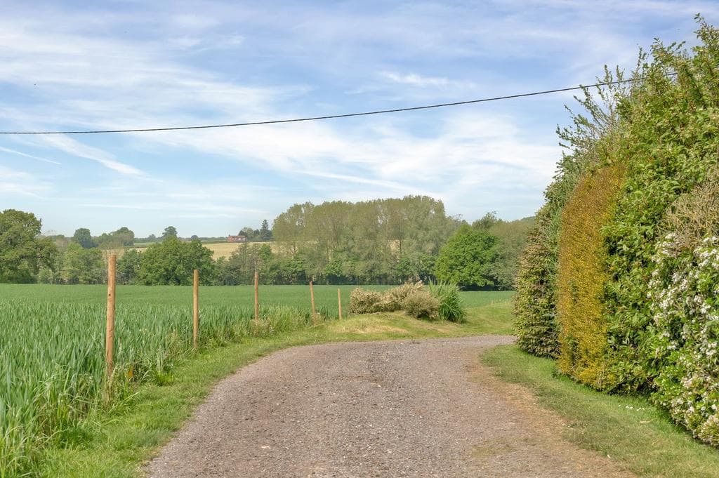 Parsons, Hurley, Atherstone - Image 2