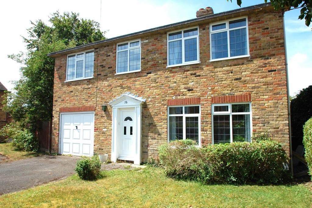 Grayburn Close, Chalfont St. Giles, Bucks, HP8 - Image 1