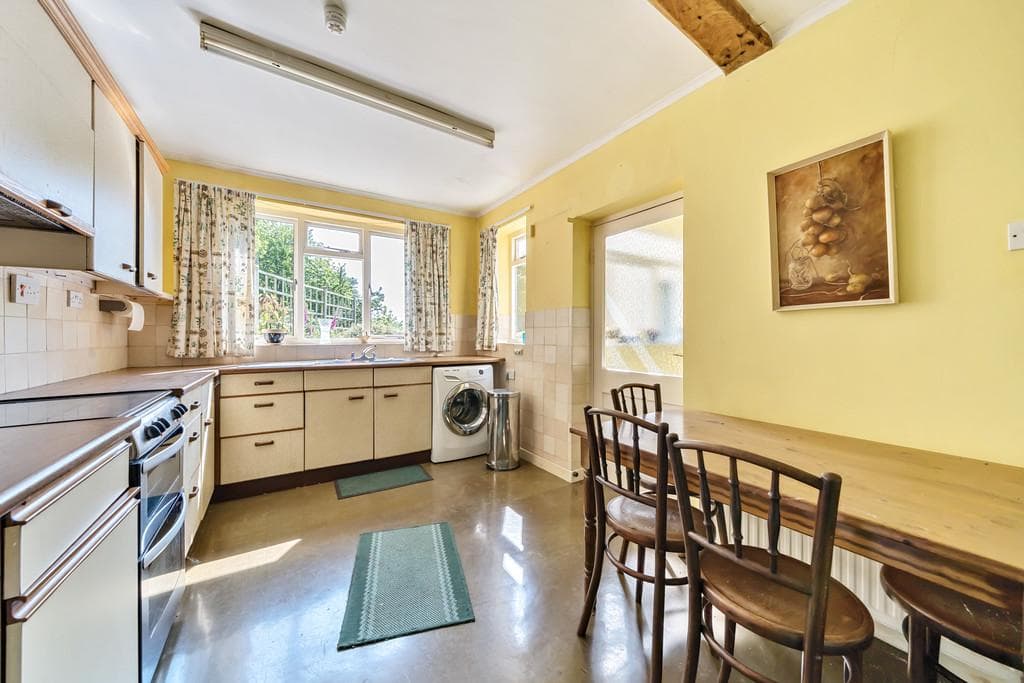 1 Penn Hall, Menith Wood - Image 4