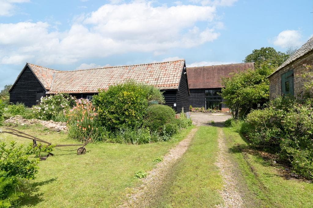 Wood End Lane, Pertenhall, Bedfordshire, MK44 - Image 1