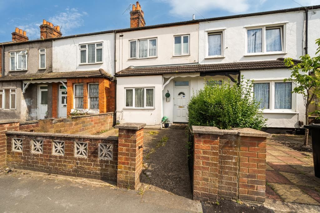 Walton Road,  Woking,  Surrey,  GU21 - Image 1