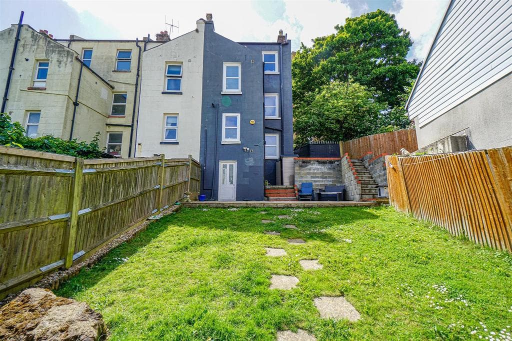 Alexandra Road, St. Leonards-On-Sea - Image 2