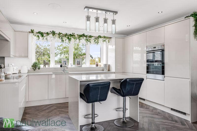 Western Road, Nazeing - Image 2