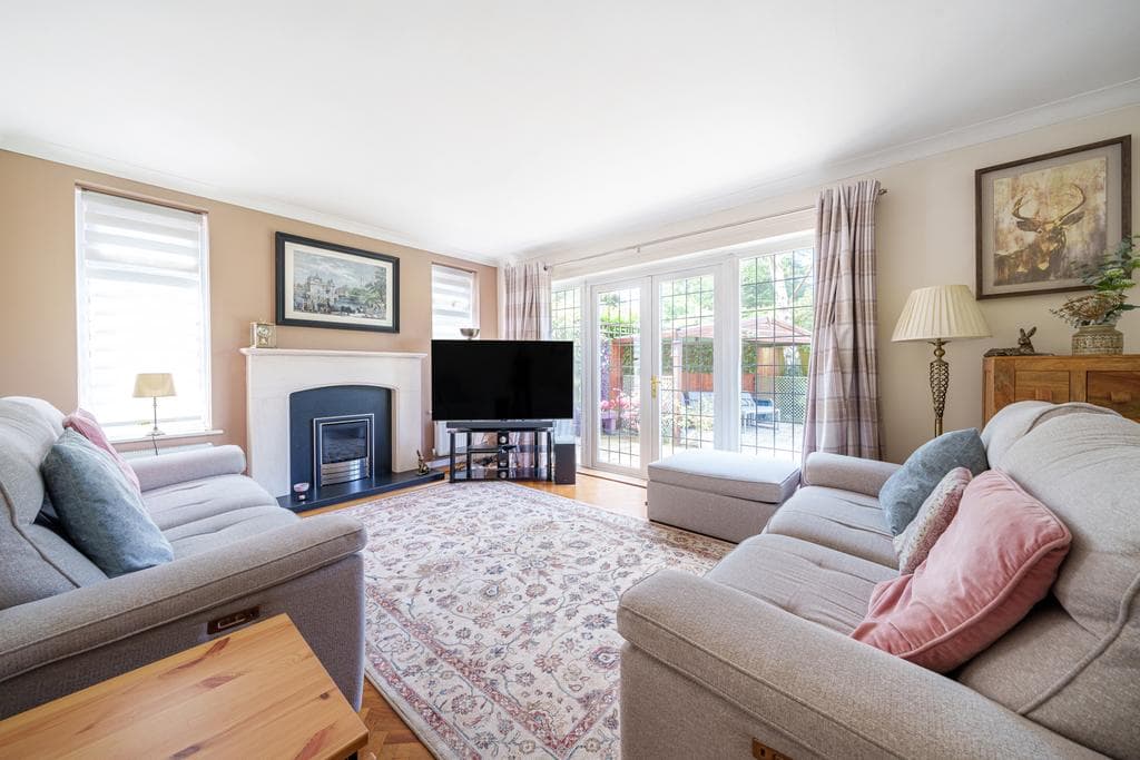 Grays Park Road, Stoke Poges, Buckinghamshire, SL2 - Image 3