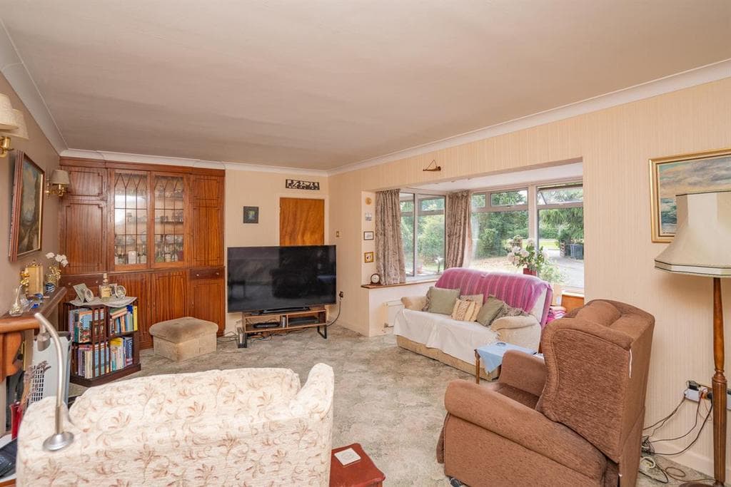 Treloen, Roberts End, Hanley Swan, Malvern, WR8 - Image 2