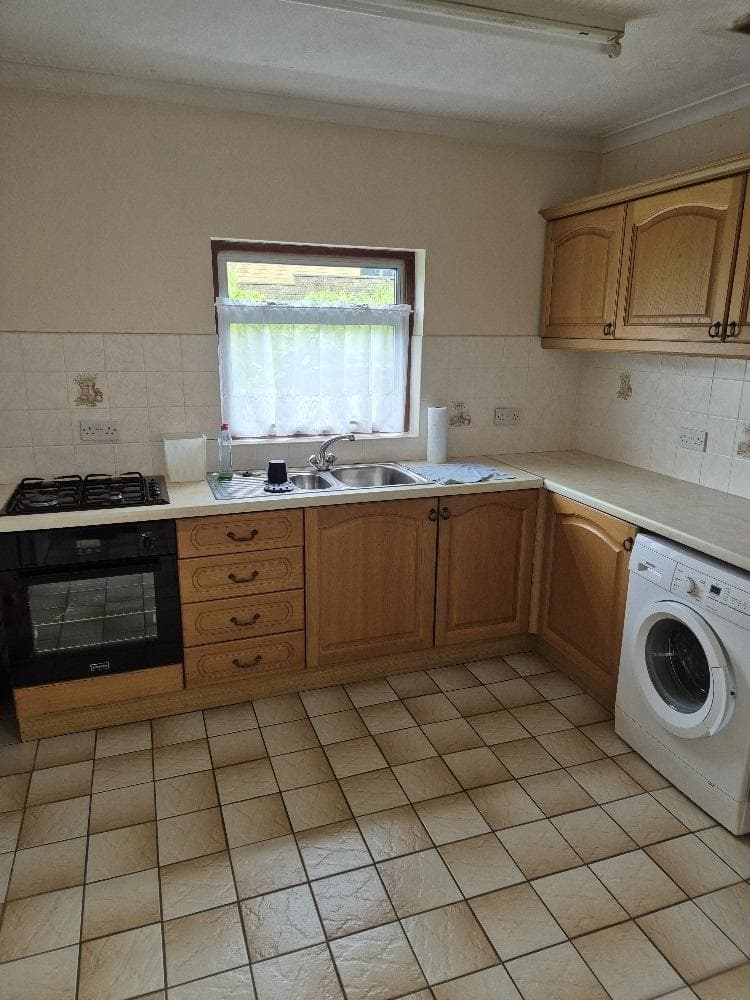 Llandeilo SA19 - Image 5