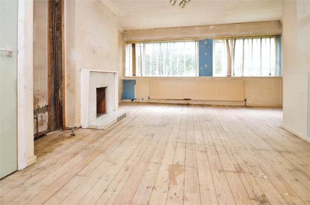 Bourne Court, Mersea Road, Colchester, Essex, CO2 - Image 2