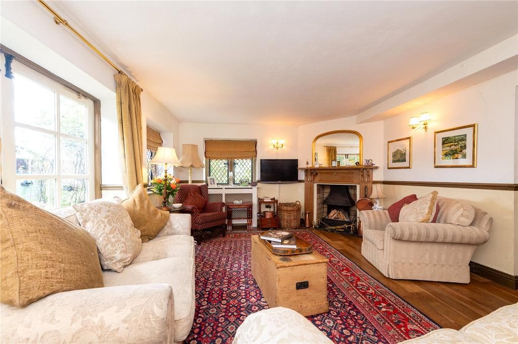 Droitwich Spa, Worcestershire - Image 3