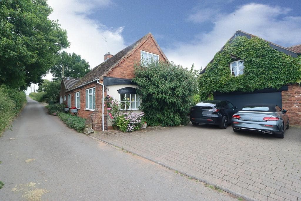 Redhall Farm Road, Broome, Stourbridge, DY9 - Image 2