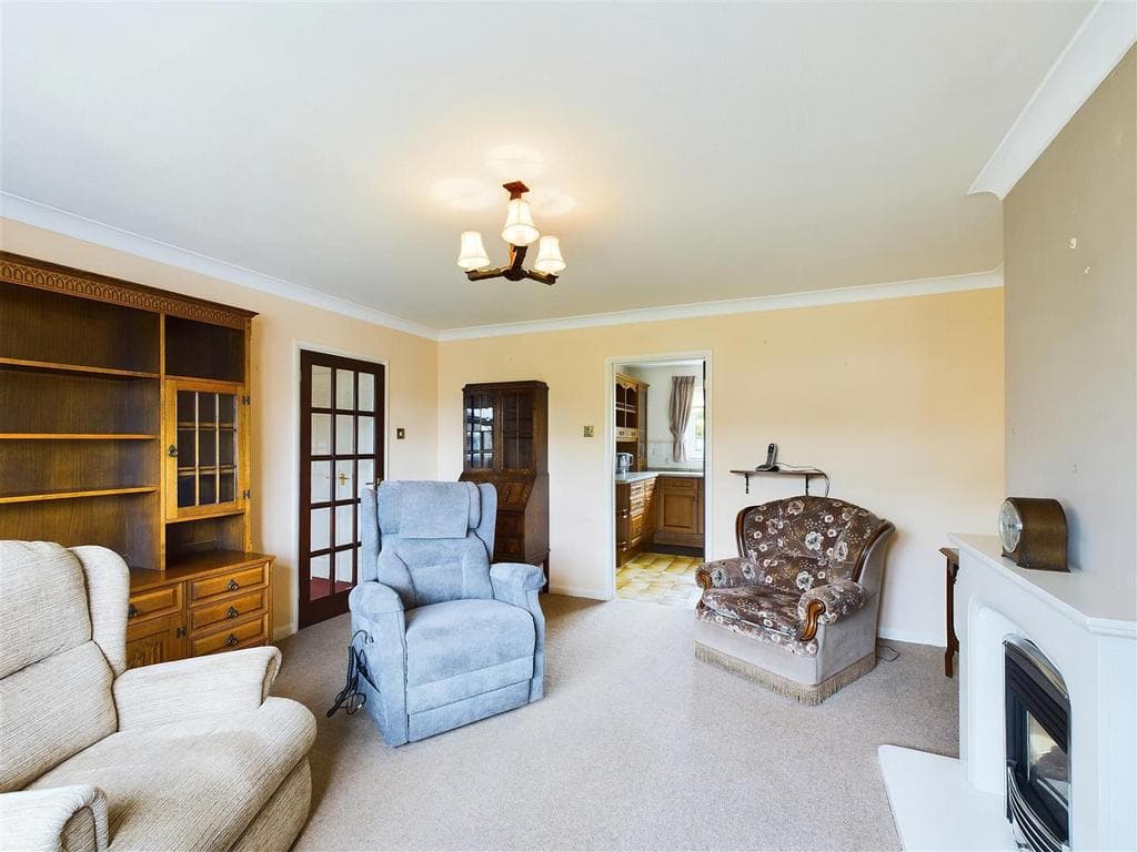 Stepstile, Lyonshall - Image 4