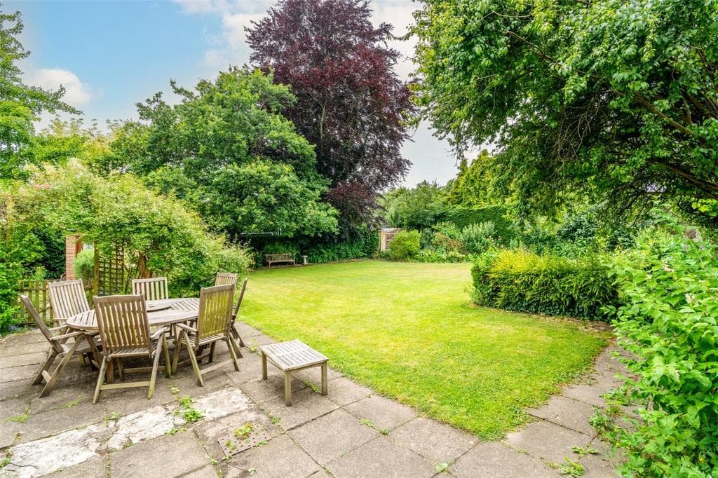 Rowlands Hill, Wimborne, Dorset, BH21 - Image 2