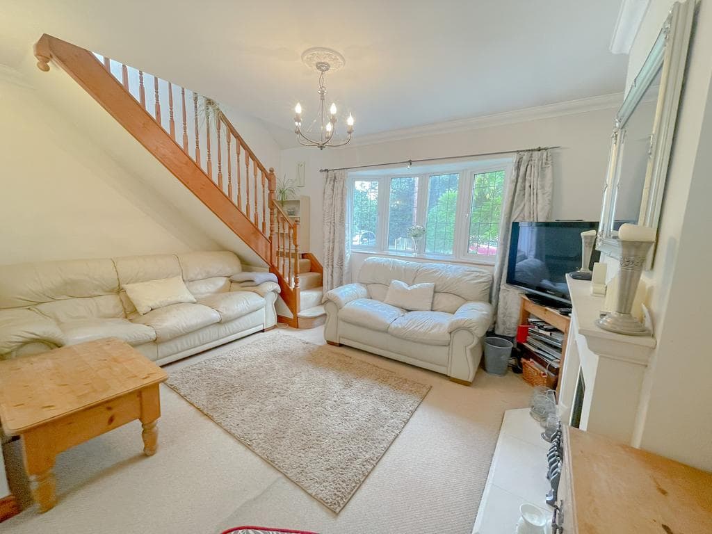 Wraysbury, Berkshire - Image 2