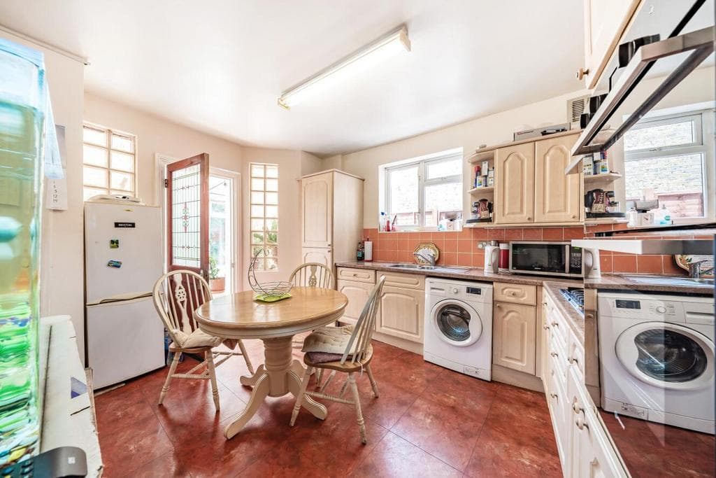Sudbourne Road, Clapham, London, SW2 - Image 5